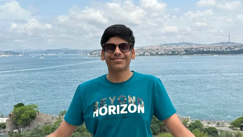 16-Year-Old Revolutionizing Eye Care