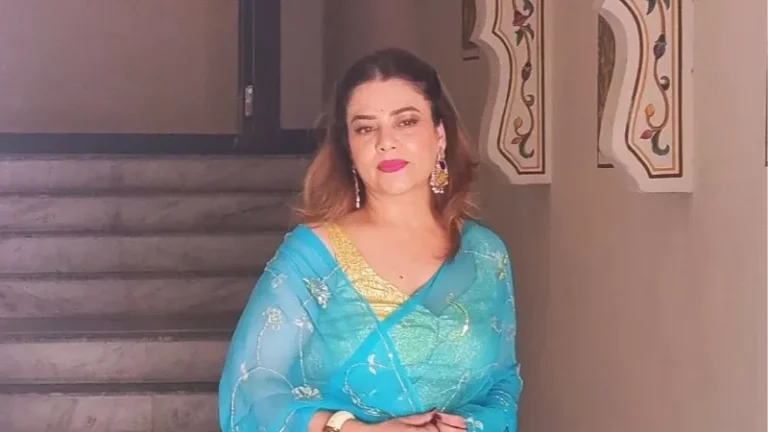 Miraahe Blends Tradition with Modern Handcrafted Sarees