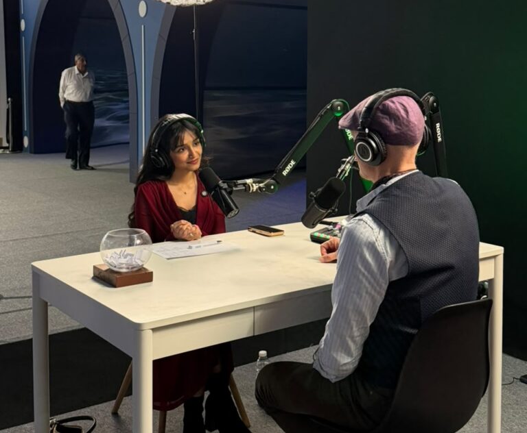 Cricket Presenter